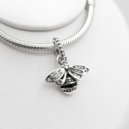 Charm Abeja Zirconia