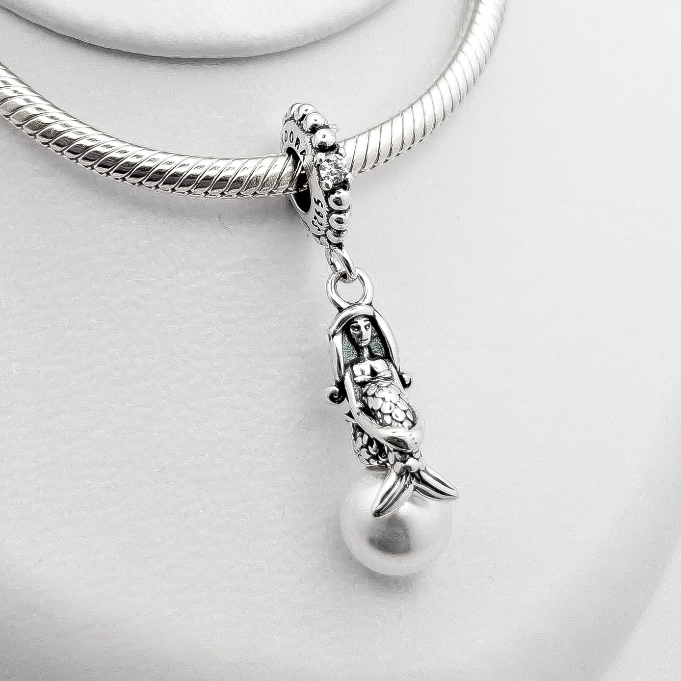 Charm Sirena Perla