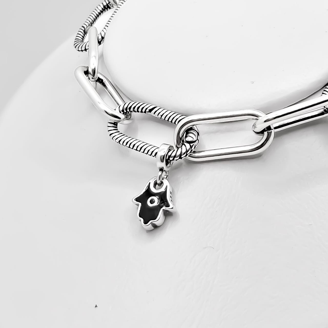 Charm Mano Mini