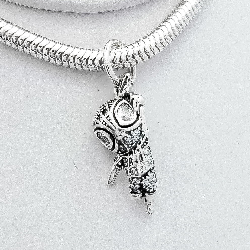 Charm Hombre Araña
