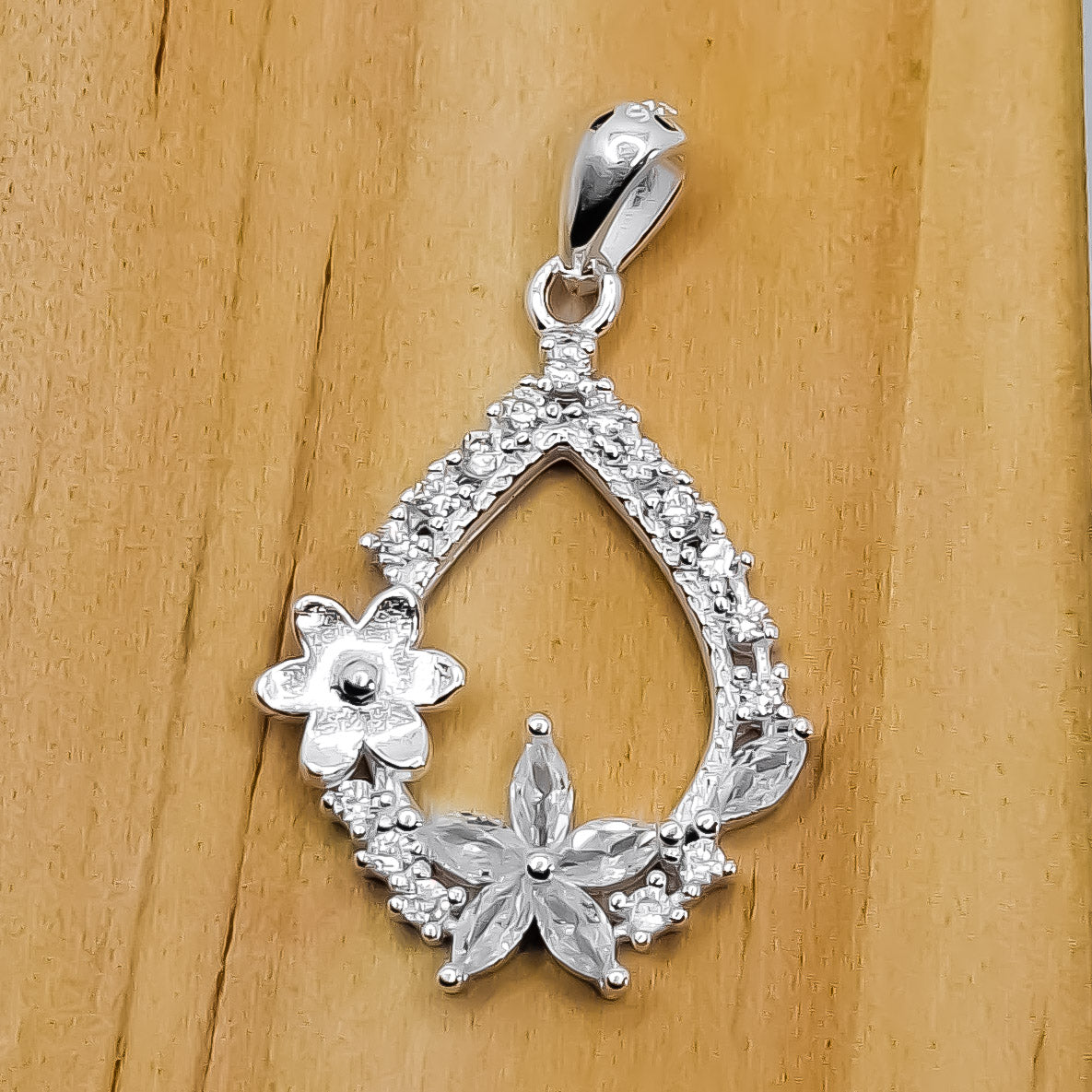 Dije Zirconia Flores