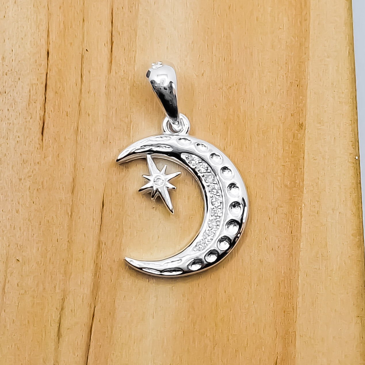 Dije Media Luna Zirconia