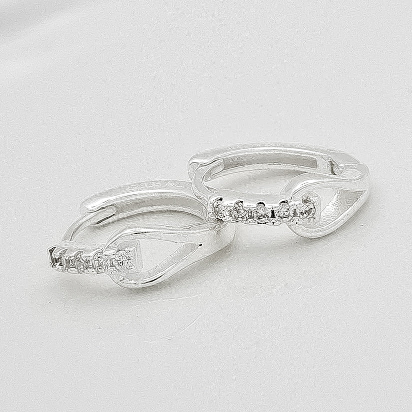 Hugguie Lisa y Zirconia