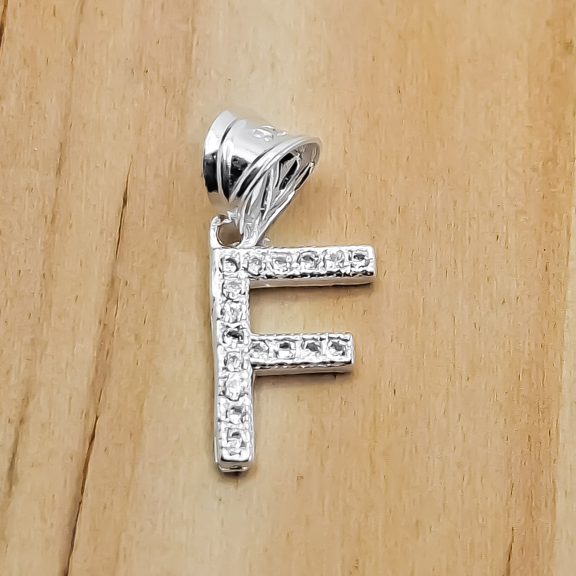 Dije Letra Mini