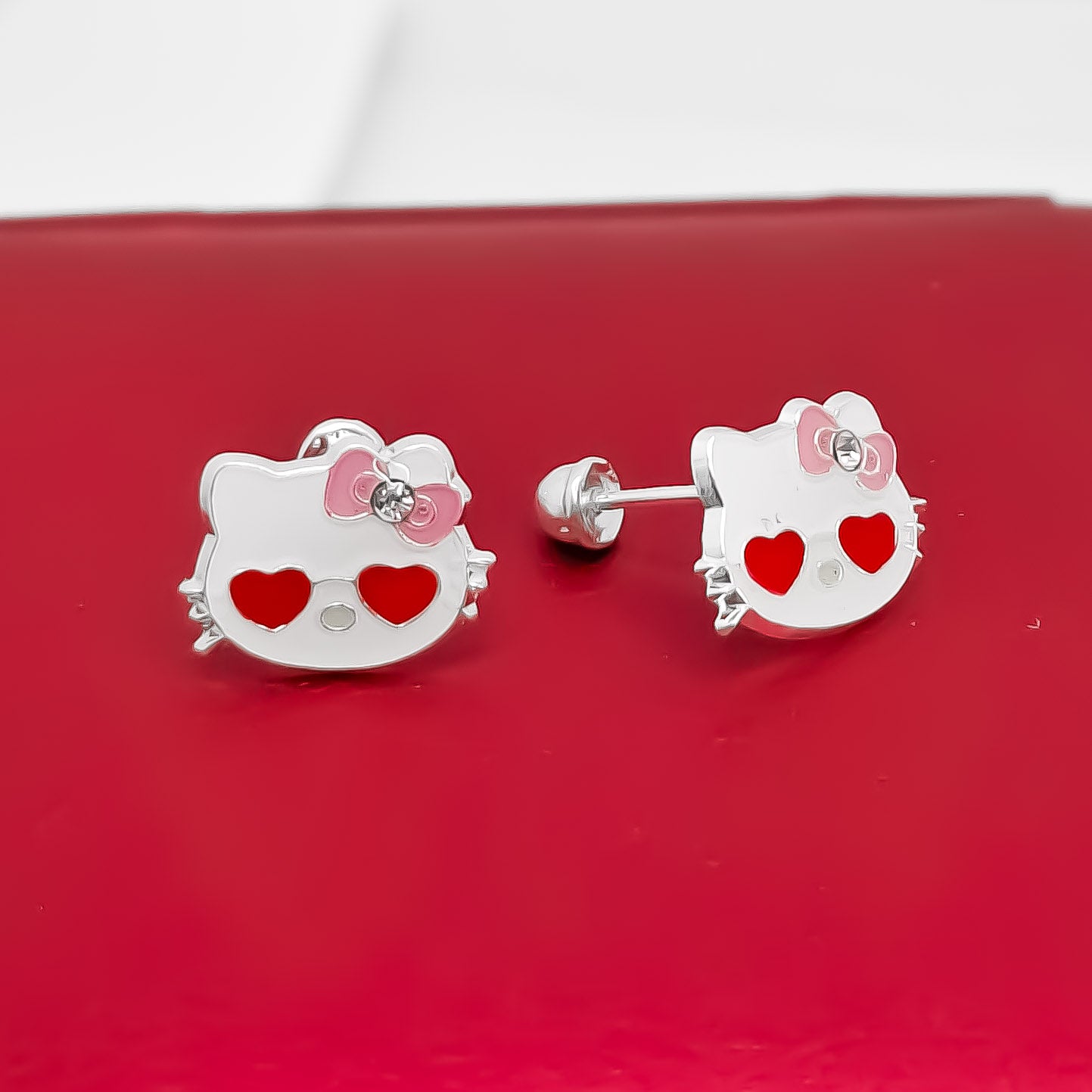 Broquel Cara Kitty Corazones