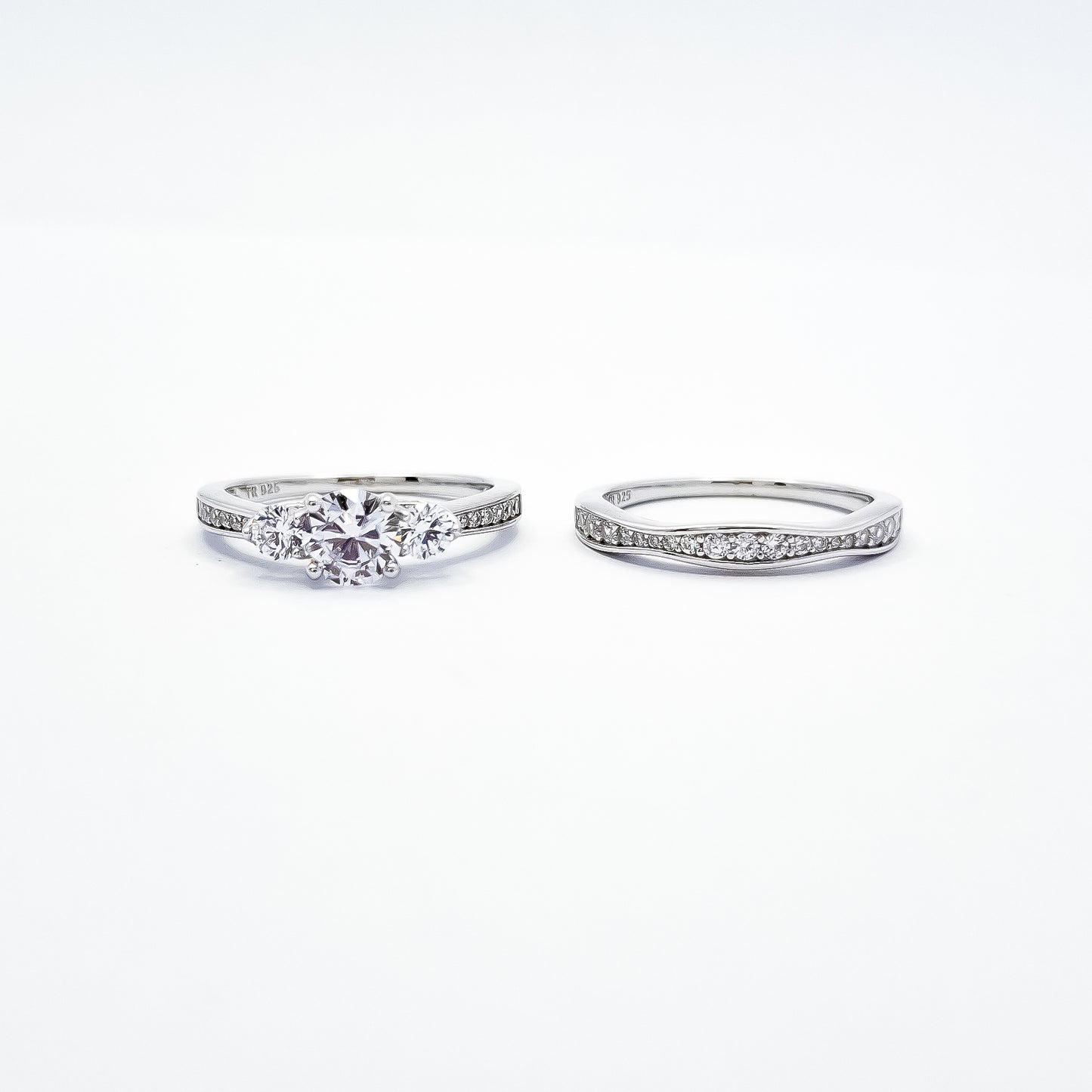 Anillo Alianza Zirconia