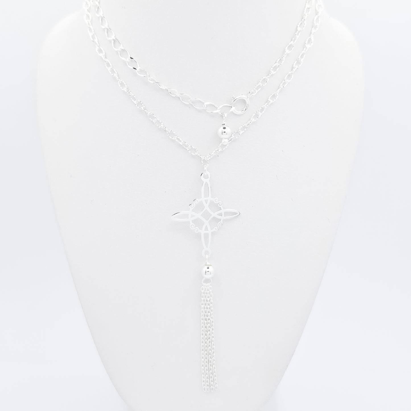 Collar Nudo de Bruja