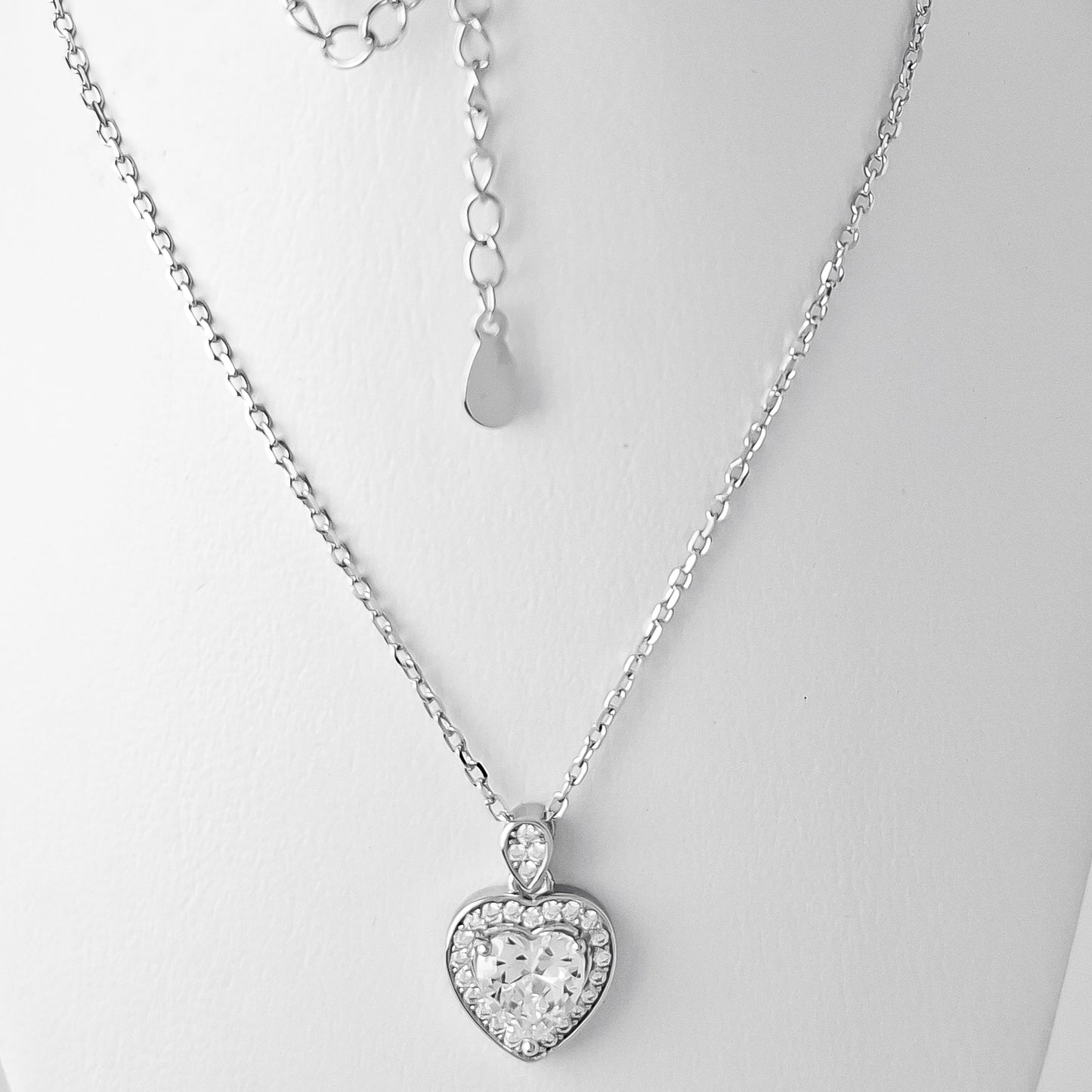 Collar Corazon Zirconia Bla