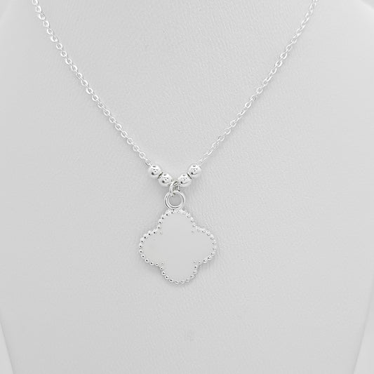 Collar Van Blanco