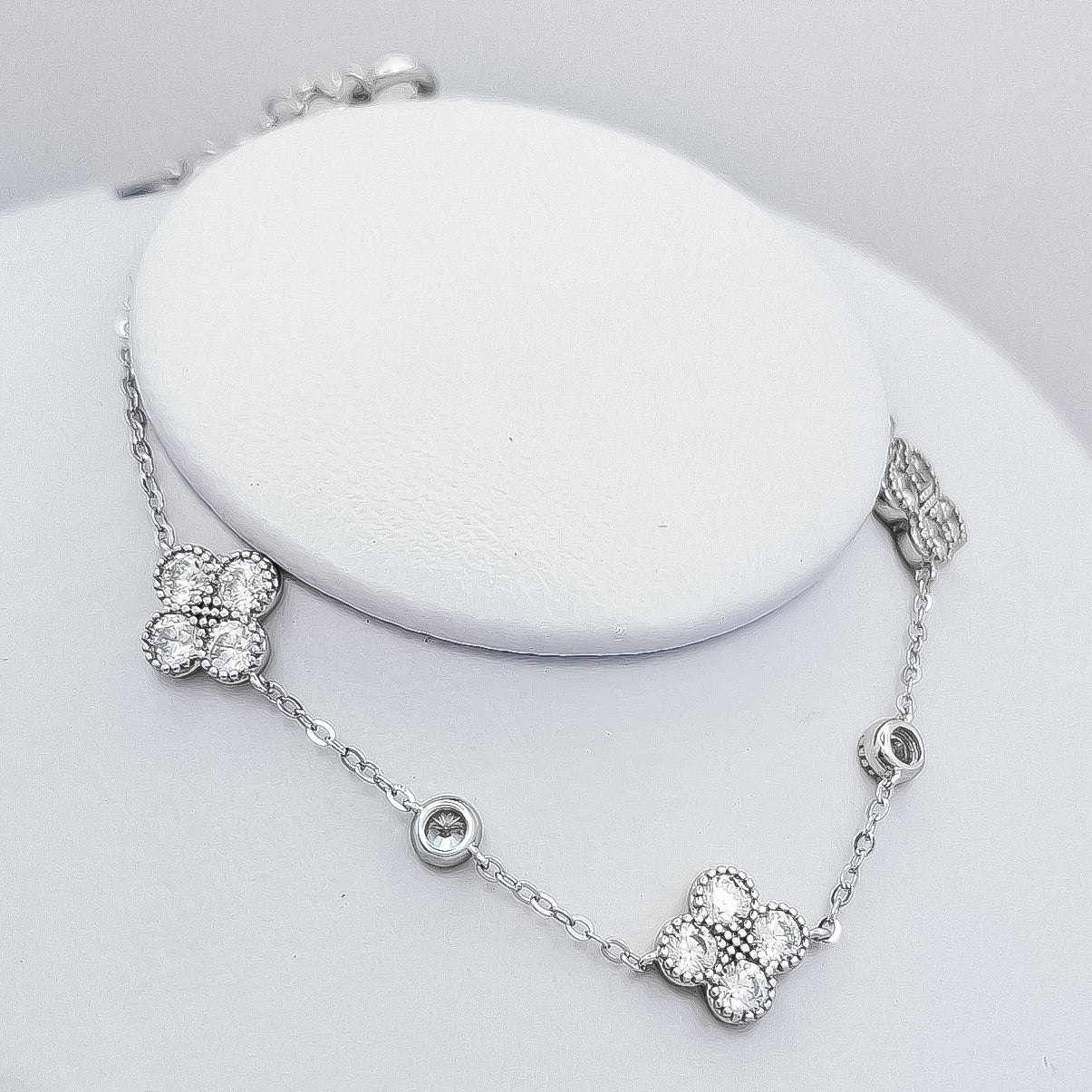 Pulsera Flor Zirconia