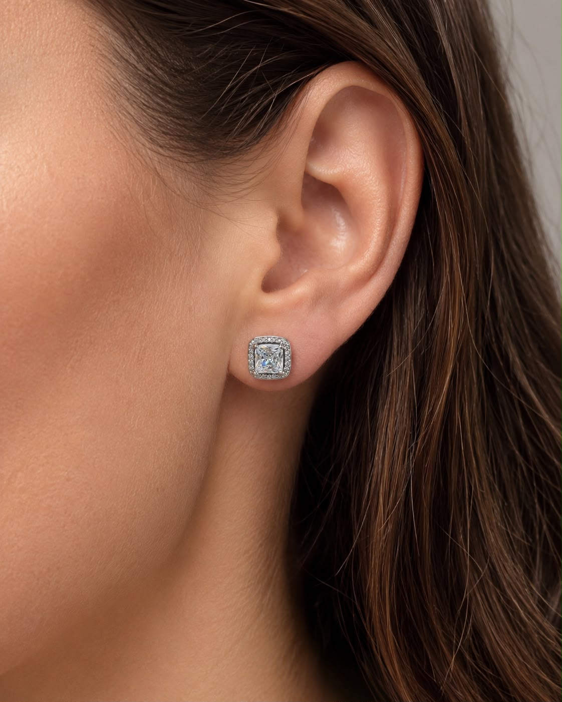 Aretes Inspirados Cuadro Zirconia Estilo Pan en Plata Ley .925