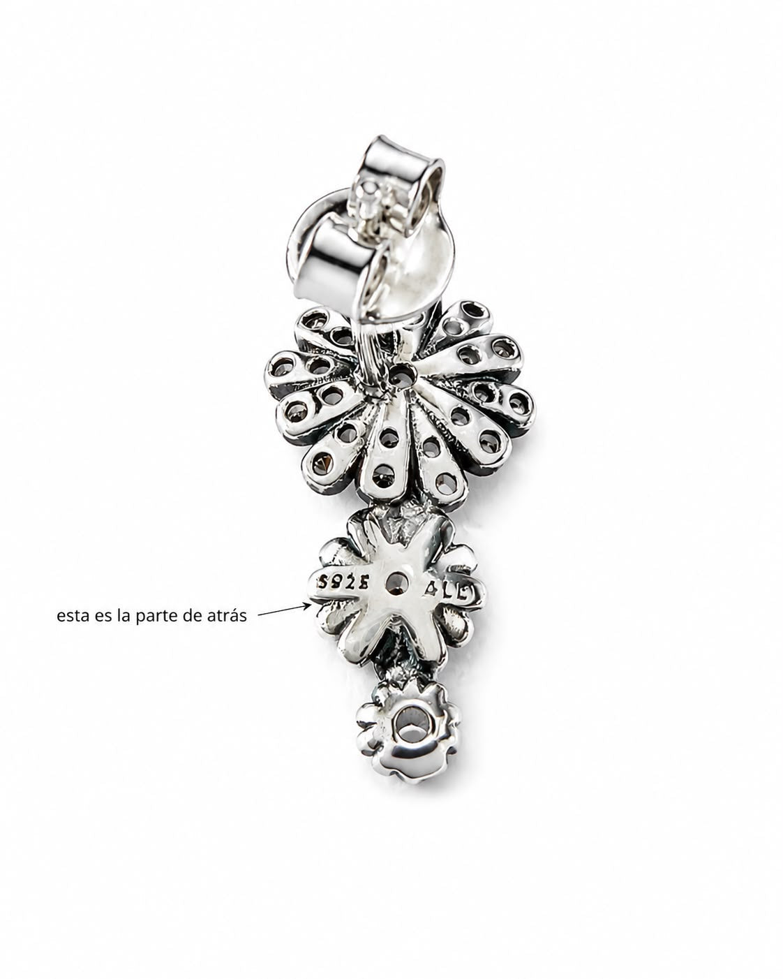 Aretes Inspirados Florecitas Estilo Pan en Plata Ley .925