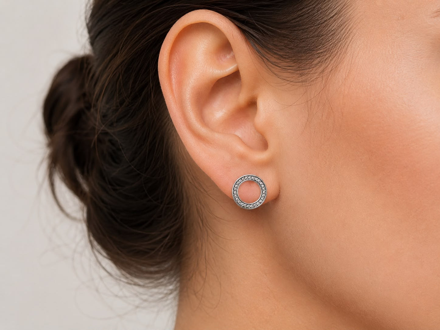Aretes Inspirados Circulo Estilo Pan en Plata Ley .925