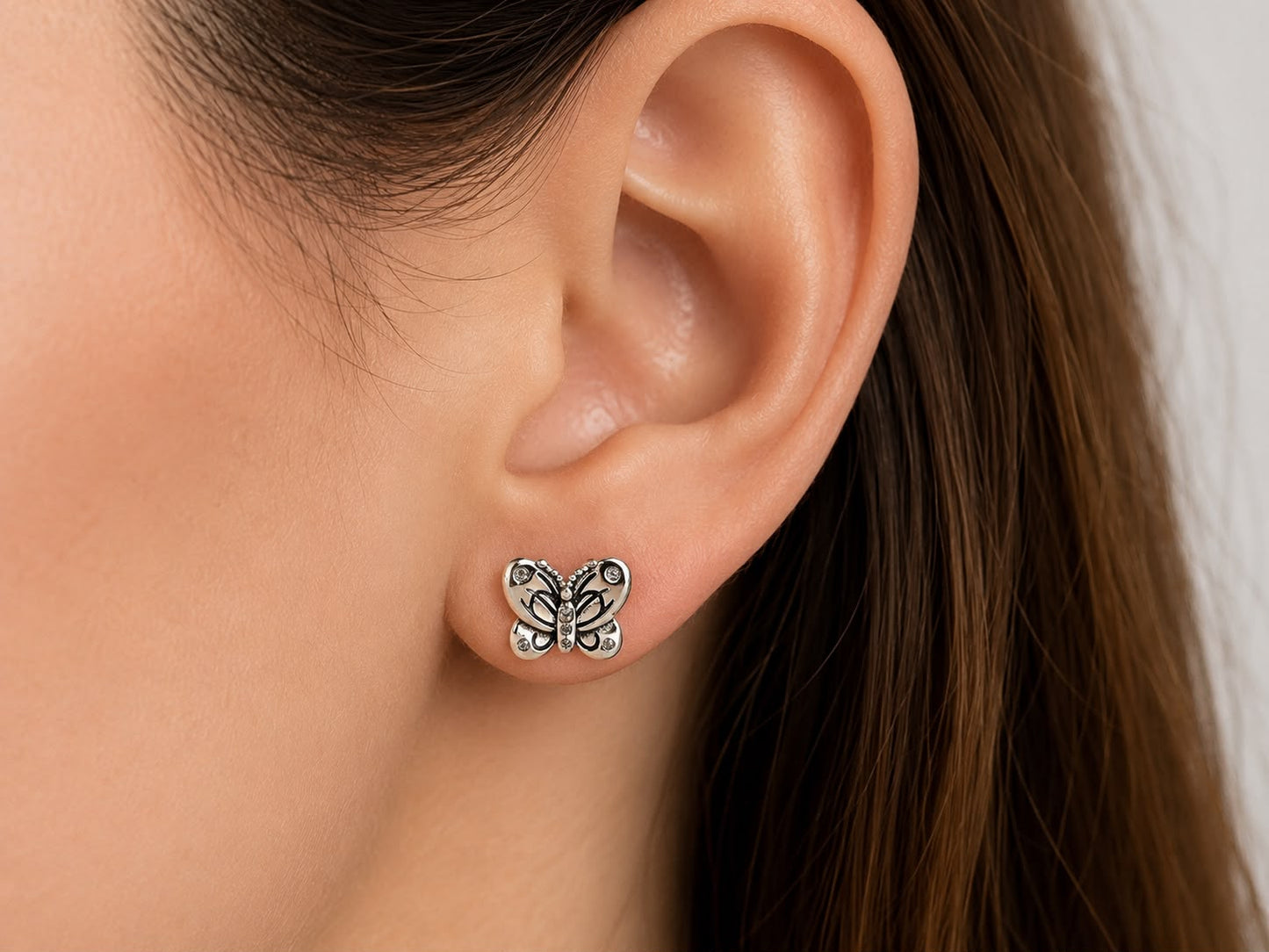 Aretes Inspirados Mariposa Estilo Pan en Plata Ley .925