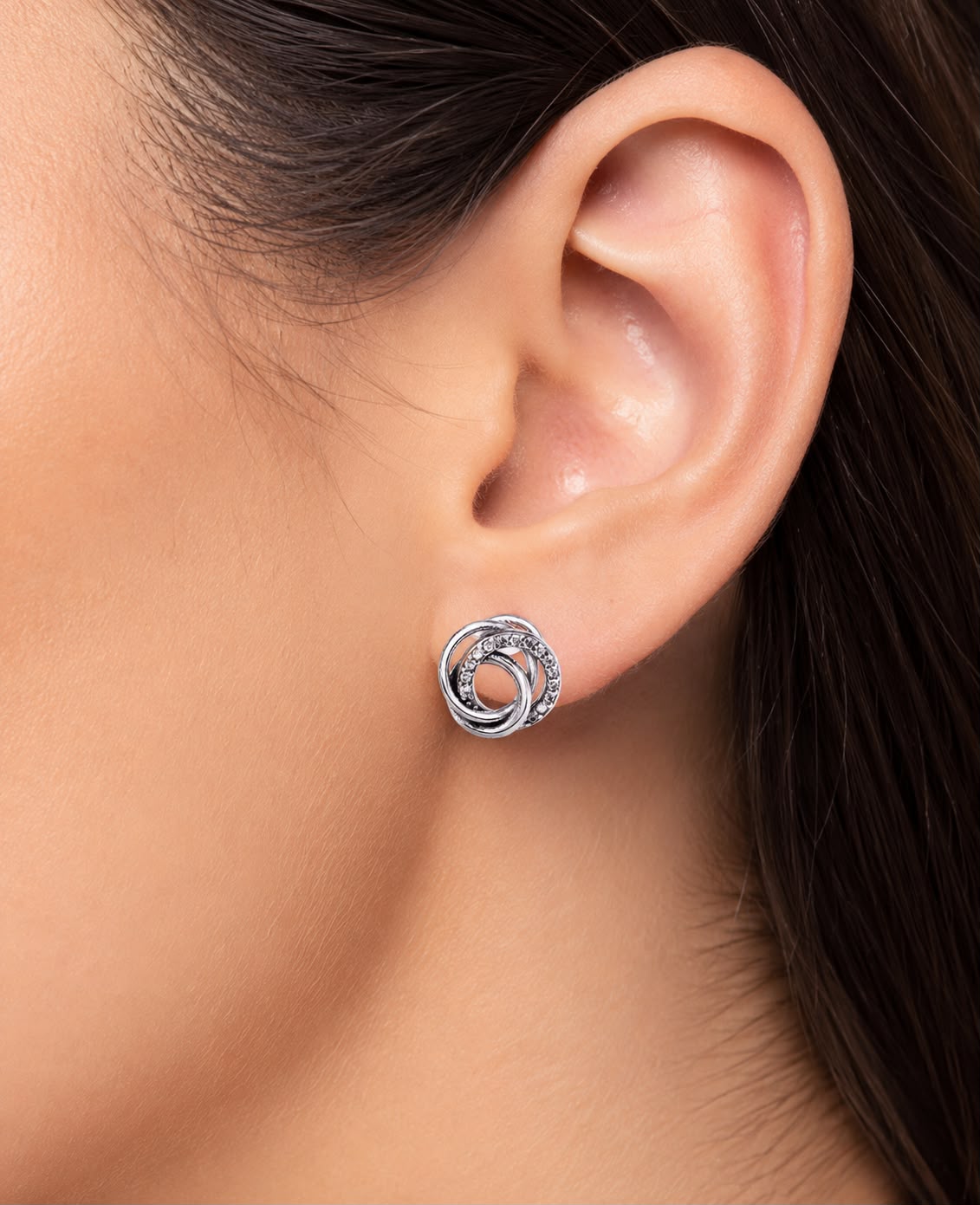 Aretes Inspirados Circulo Estilo Pan en Plata Ley .925
