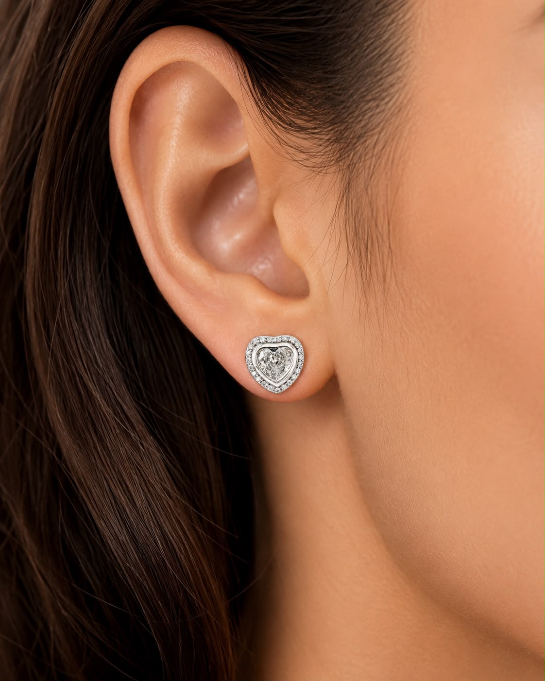 Aretes Inspirados Corazon Zirconia Estilo Pan en Plata Ley .925
