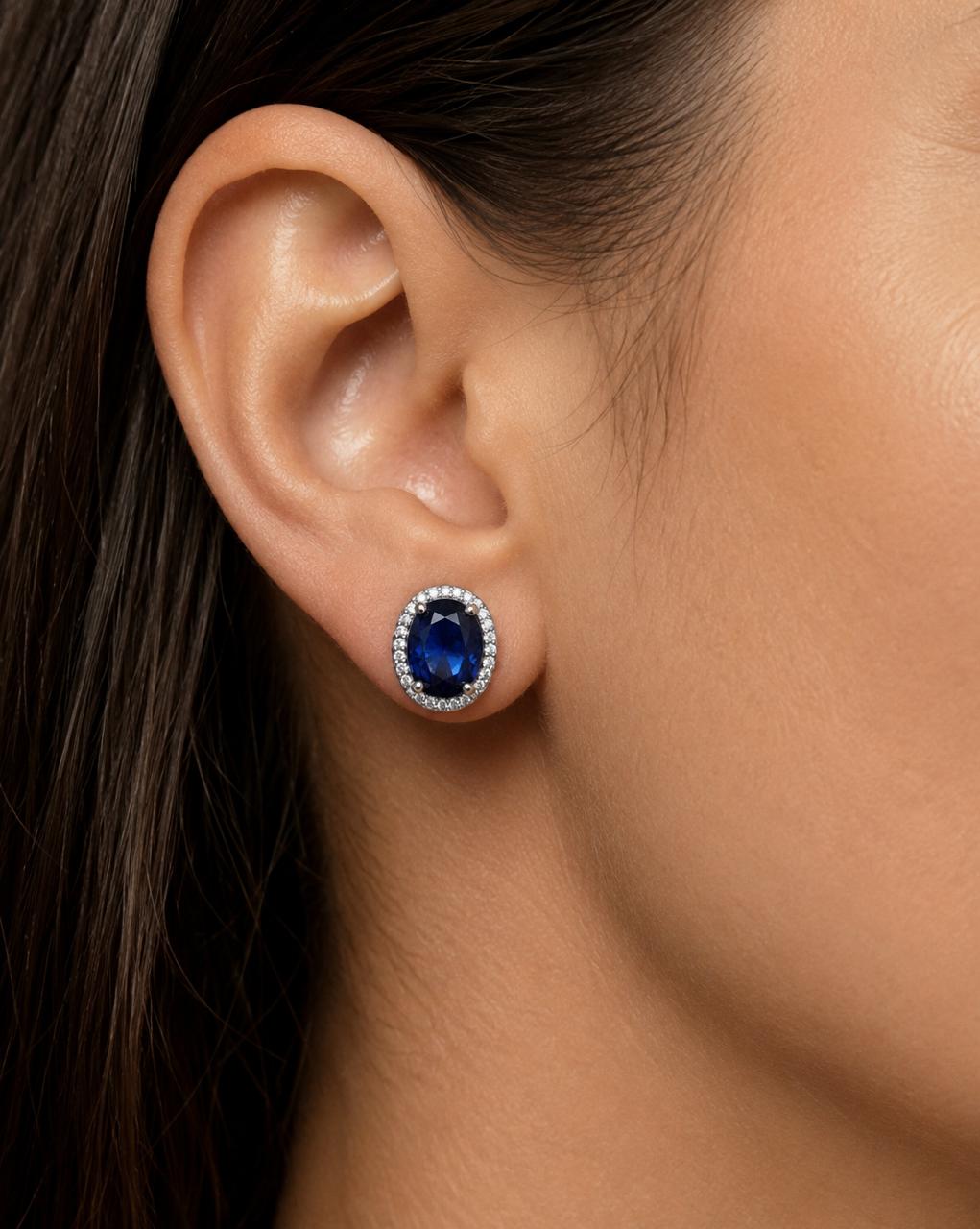 Aretes Inspirados Ovalo Azul Zirconia Estilo Pan en Plata Ley .925