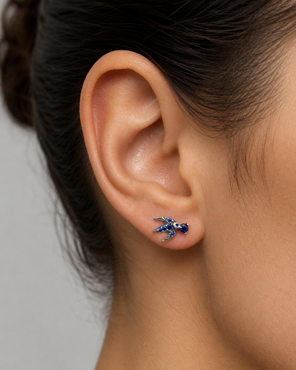 Aretes Inspirados Pajarito Estilo Pan en Plata Ley .925