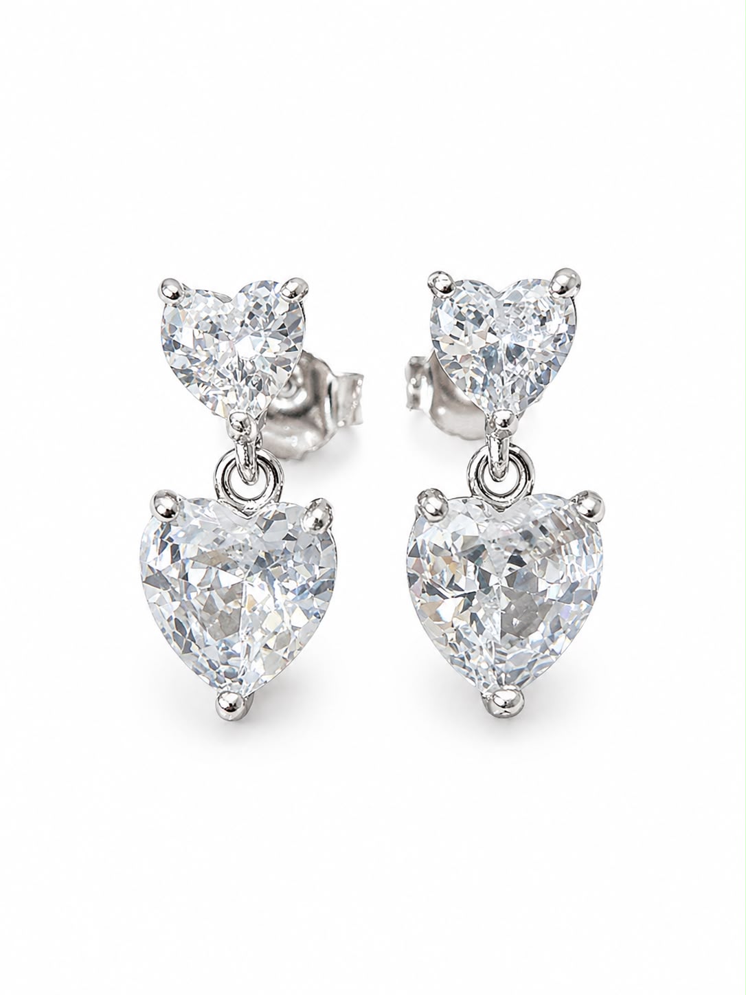 Aretes Inspirados Corazon Estilo Pan en Plata Ley .925