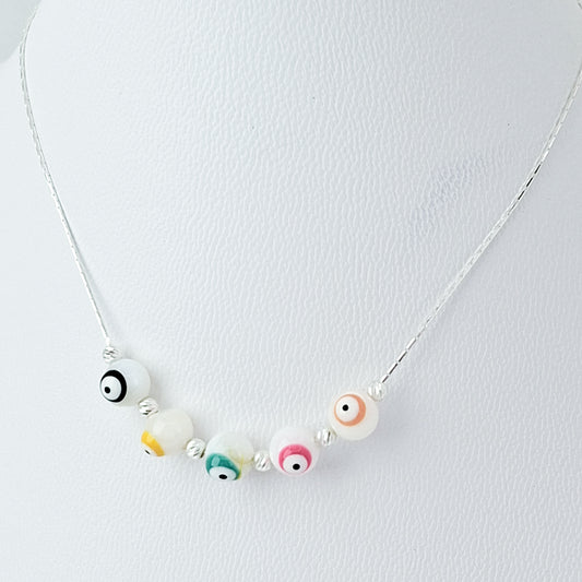 Collar Ojitos Blancos