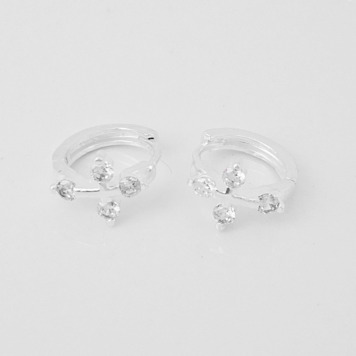 Hugguie Cruz Zirconia